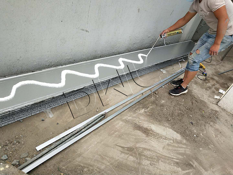 Precautions For PU Insulation Boards With Glue